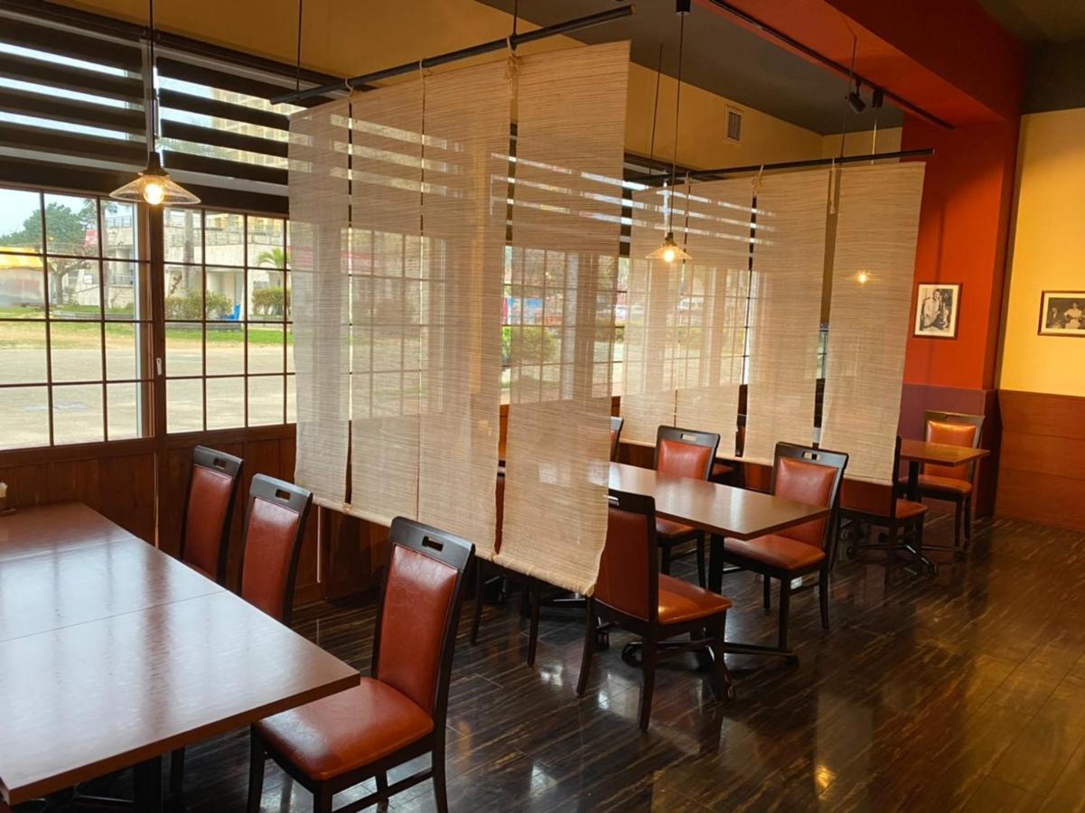 サンセットビーチホテル Chatan Exterior photo